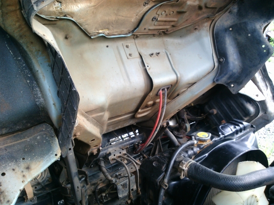 ต้องการขาย 4 ล้อ อีซูซุ 88 แท้ห้าง เกียร์สั้นสภาพพร้อมใช้ เครื่องฟิตดีไม่มีเยิ้ม สภาพสวยคลัชชีสวยตลอดเส้นไม่มีสนิม  หัวไม่ผุไม่มีสนิมวิ่งน้อยยางสวย4เส้น