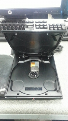 เครื่องเล่นเกม Ps2 แถมแผ่นให้ 30 แผ่นมี จอย 1 จอย