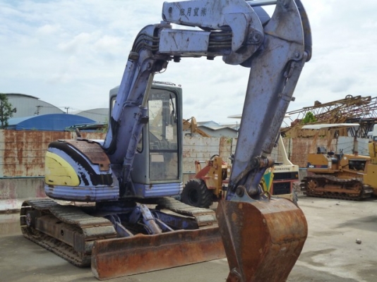 ขายด่วนรถขุด HITACHI EX75UR  นำเข้าจากญี่ปุ่น