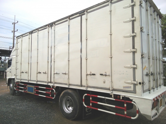 6 ล้อใหญ่ (ตู้ 10 บาน) HINO *Euro.2* MEGA FG1J 212 แรงม้า *ยาว 7.20 ม.* รถสวยจริง *รถห้างแท้* สภาพพร้อมใช้งาน * มีเล่มพร้อม * 6 ล้อใหญ่ (ตู้ 10 บาน) HINO *Euro.2* MEGA FG1J 212 แรงม้า *ยาว 7.20 ม.* รถสวยจริง *รถห้างแท้* สภาพพร้อมใช้งาน * มีเล่มพร้อม *