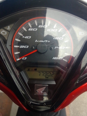 Honda Click 125i ปี 2556 สีขาว ดำ รุ่น Tune up รถสวย ประหยัดน้ำมัน Honda Click 125i ปี 2556 สีขาว ดำ รุ่น Tune up รถสวย ประหยัดน้ำมัน