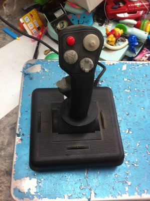 จอยต่อเล่นเกมเพื่อบังคับเครื่องบินได้ทุกรุ่น มี 20 ฟังก์ชั่น สภาพสวยยังไหม่ๆ