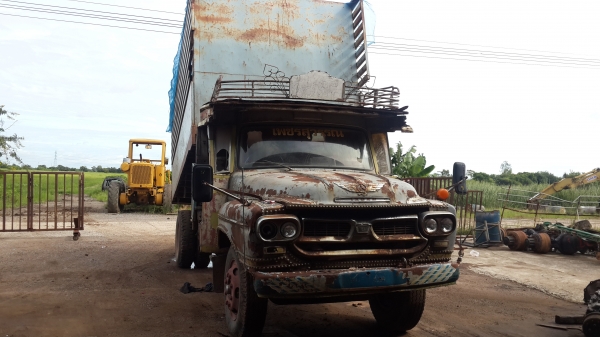 ขายด่วน 6 ล้อหัวยาวดั๊ม ยิงหน้าสโลว์อินเตอร์ 4สปีด ช่วงล่างฟูโซ่ ขายด่วน 6 ล้อหัวยาวดั๊ม ยิงหน้าสโลว์อินเตอร์ 4สปีด ช่วงล่างฟูโซ่