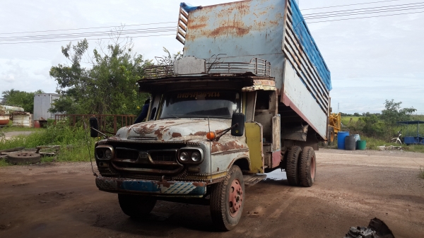 ขายด่วน 6 ล้อหัวยาวดั๊ม ยิงหน้าสโลว์อินเตอร์ 4สปีด ช่วงล่างฟูโซ่