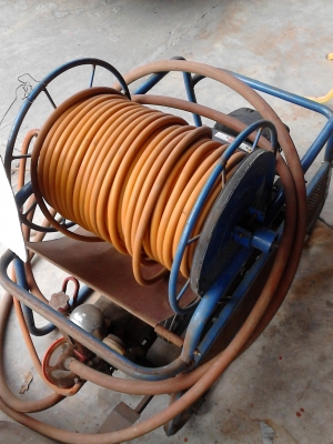 เครื่องสูบฉีด ปั๊มน้ำแรง สตาร์ทน้ำมัน ( เครื่องMITSUBISHI+ปั๊มน้ำ )  สายยาว ติดต่อ TEL.081-427-3941