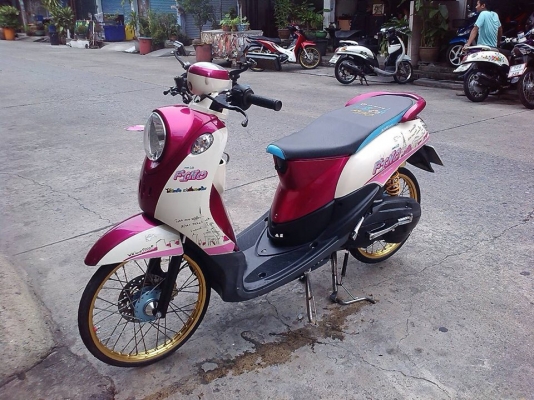 Fino ปี 52 ชมพู ครีม รถบ้าน มีเล่ม เอกสารครบ