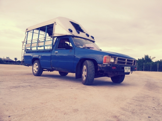 ขายToyota ฮีโล่ ปี2528พร้อมหลังค้า