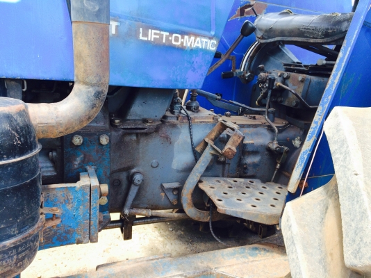 รถไถฟอร์ด 2 เพลา สวยๆ