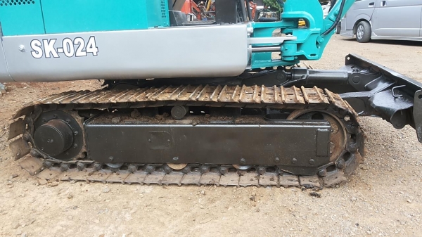 ขายรถขุดแบ็คโฮ. KOBELCO SK 024 รถเก่านอก สภาพพร้อมใช้ มีเอกสารแจ้งจำหน่าย