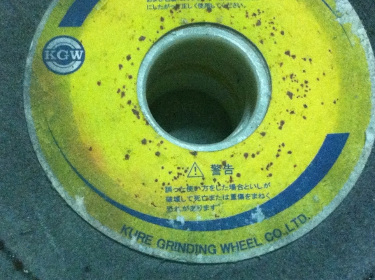ล้อหินเจียร์ขาวยี่ห้อ KGW แบบละเอียดขนาดโตประมาณ 6 นิ้ว ของญี่ปุ่น (มีเยอะ)
