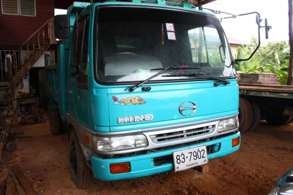 ขาย 6ล้อดั๊มพ์ HINO 135แรง 4สูบ เทอร์โบ