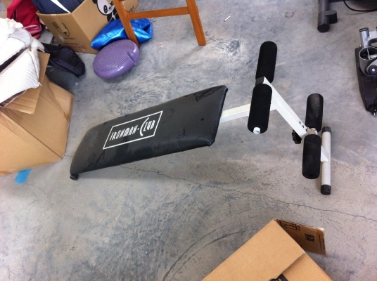 เก้าอี้ซิทอัพ IRONMAN-CLUB ใช้ออกกำลังกายได้ดี ปรับระดับได้ พับเก็บได้