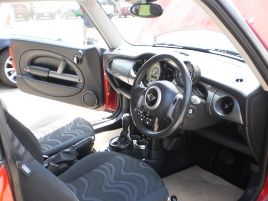 MINI COOPER LOOK 1.6 AUTO ปี2007