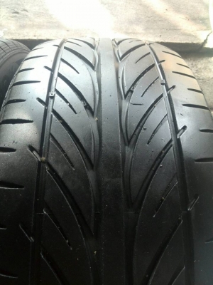 ขายยาง HANKOOK V12 195-55-15 ปี12,10 ดอกเต็ม ไม่ปะ คู่ละ 1,400 บาท