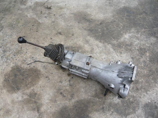 ขายเกียร์ห้าสปีด MAZDA FAMILIA 3850 บาท