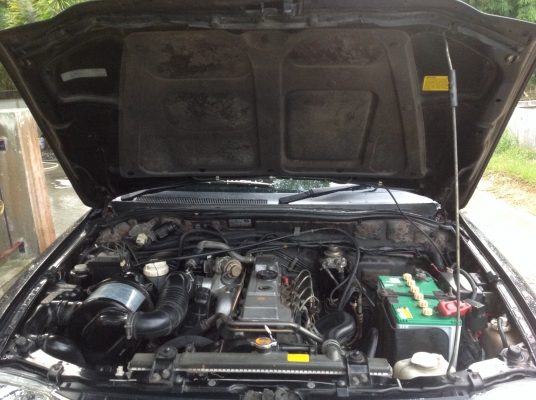 สตราด้าแค๊ป โฟวิล 4WD สวยมากๆ พร้อมๆ ใช้ขับไปทำงาน ไม่เคยบรรทุกหนักครับ