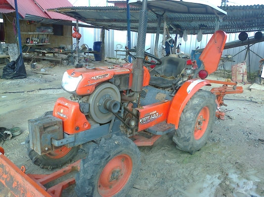 ขาย KUBOTA KRT140 พร้อมใช้ ดันหน้าผาน3 ลดราคาส่งท้ายปี