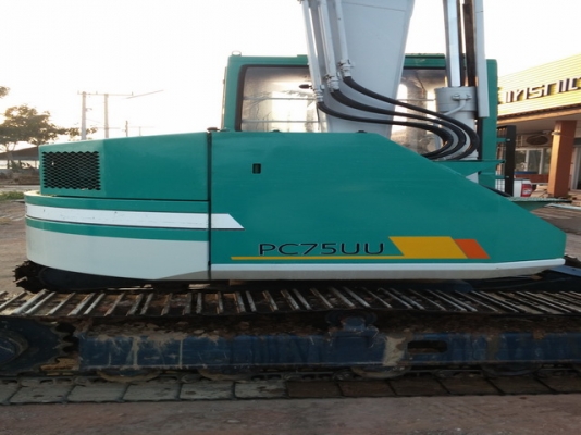 ขายKomatsu PC75UU-1