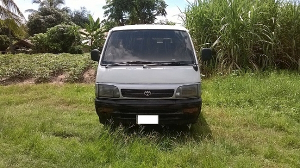 ขายรถตู้เครื่องดี แอร์เย็นเจี๊ยบ ติดแก็สแล้ว ไม่มีเล่มขับซิ่งได้เลย ถูกๆคุ้มทำมาเยอะแล้วเอาไปใช้เลย