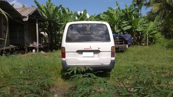 ขายรถตู้เครื่องดี แอร์เย็นเจี๊ยบ ติดแก็สแล้ว ไม่มีเล่มขับซิ่งได้เลย ถูกๆคุ้มทำมาเยอะแล้วเอาไปใช้เลย