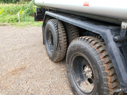 ขายรถ 10 ล้อ บรรทุกน้ำมัน HINO 195  แรงม้า  บรรจุ 16,000 ลิตร