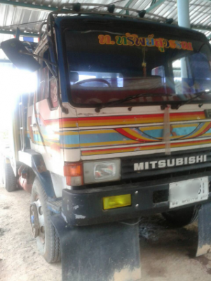 ขายรถสิบล้อเทเลอร์ Mitsubishi MA เครื่อง 195 แรง ปี 45 - 2 เพลา เบรคจิฟฟี่ ยาง 9.00 ตากลมตัวสุดท้าย