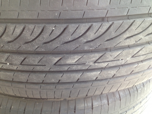 ยาง รถยนต์ มือสอง ยาง รถยนต์ มือสอง