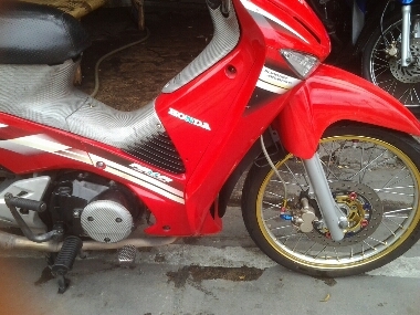 เวฟ125iสตาทเท้าปี54ท่อดำ