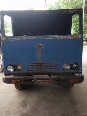 รถอีแต๋น 6 ล้อ พร้อมเครื่อง Nissan ED30 พร้อมใช้งาน