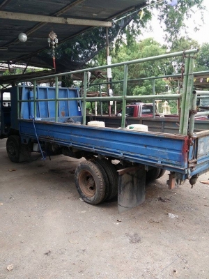 รถอีแต๋น 6 ล้อ พร้อมเครื่อง Nissan ED30 88 แรง พร้อมใช้งาน