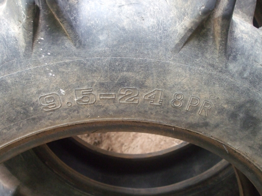 ขายยางเถอดไว้แล้วไม่ได้ใช้ครับ ขอบ 24 ขายยางเถอดไว้แล้วไม่ได้ใช้ครับ ขอบ 24