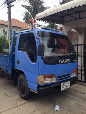 IZUZU NKR 120แรง รถห้างเดิมๆ สภาพดีพร้อมใช้งาน