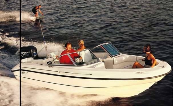 ขายเรือ boston whaler ventura 18ft