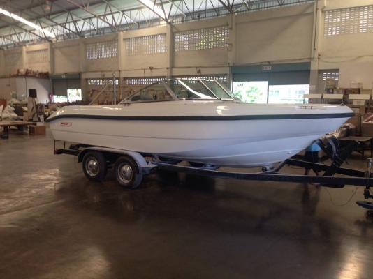 ขายเรือ boston whaler ventura 18ft