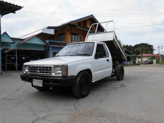 ขายปิกอัพดั้ม สภาบ นางฟ้า ราคา ย่อมเยาว์ 99000 บาท เอกสานพร้อมโอนครับ ระบบดั้มใช้งานหนักได้จริง วิ่งจริง