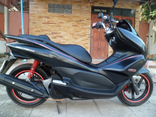 pcx150 ดำ-ด้านรปลายปี56