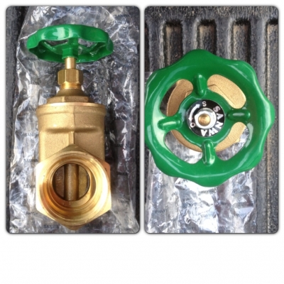 ขายวาล์วประตูน้ำ SANWA  1.5"