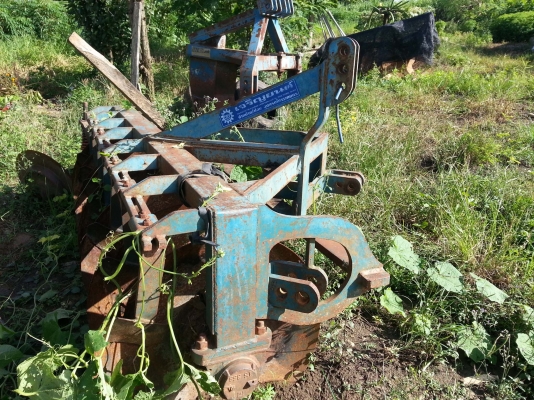 ขายรถไถฟอร์ด 5000 เครื่อง T3 รถบ้านพร้อมใช้