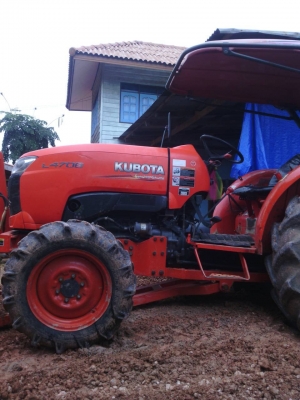 รถไถคูโบต้า 4708