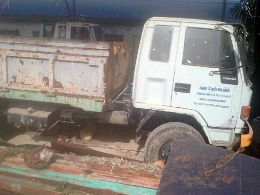 รถดัมพ์6ล้อ isuzu