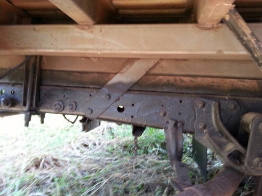 รถอีซูซุ 6 ล้อหลังถนน NPR 115 แรงม้า. ปี 35 สนใจติดต่อ 081 - 6079515 รถอีซูซุ 6 ล้อหลังถนน NPR 115 แรงม้า. ปี 35 สนใจติดต่อ 081 - 6079515