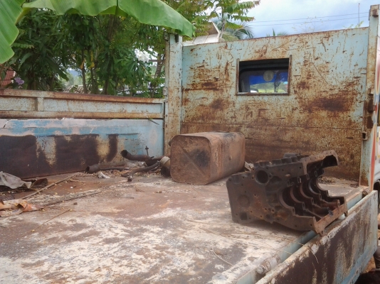 6ล้อ อีซูซุ เครื่อง85 เสีย ดั้มสวย คันซีสวย เครื่องใช้ไม่ได้