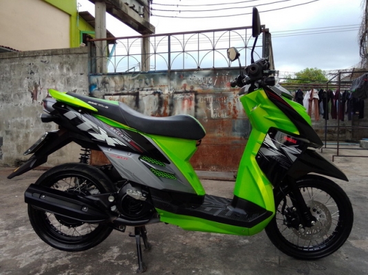 TTX ปี57 รถ6เดือน (สีตรงเล่ม ครับ ดำ-เขียว)แต่งสวยมาก TTX ปี57 รถ6เดือน (สีตรงเล่ม ครับ ดำ-เขียว)แต่งสวยมาก