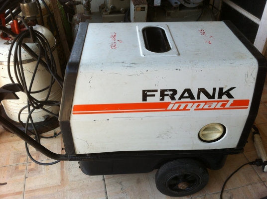 อัดฉีดน้ำร้อน-น้ำเย็น ยี่ห้อFRANK ของประเทศเยอรมัน สภาพพร้อมใช้งาน ไฟ 220