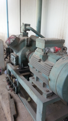 ขายคอมทำความเย๊นห้องเย็นราคาตัวละ 30,000 บาททำความเย็นได้-5 องศา