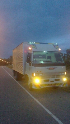 ขายหกล้อฮีโน่ตู้แห้ง3บานช่วงยาว5.5เมตรเครื่องwo4d 117แรงรถแท้ห้างสภาพสวยจัดเอกสารพร้อมโอนราคา385000