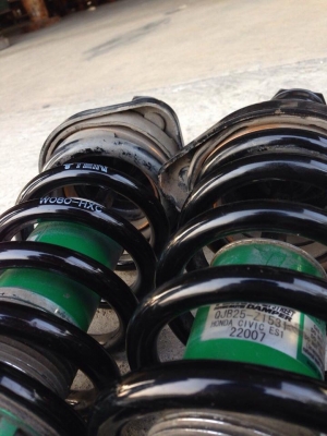 ขายโช๊คอัพ Tein.   ติดต่อ0860440396