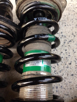 ขายโช๊คอัพ Tein.   ติดต่อ0860440396