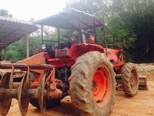 ขายรถไถ KUBOTA M5000SU ทำงาน 3,418 ชั่วโมง สนใจโทร 081-9701072 ขายรถไถ KUBOTA M5000SU ทำงาน 3,418 ชั่วโมง สนใจโทร 081-9701072