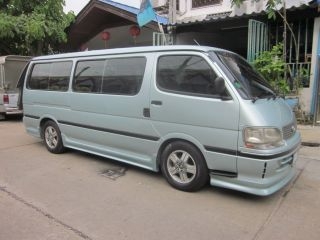 รถตู้สวย พร้อมใช้